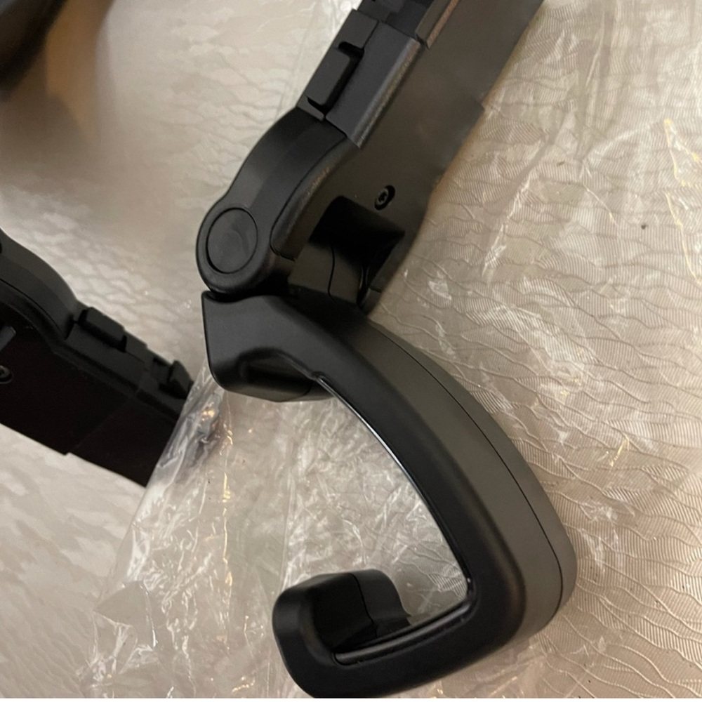 Brand new Range Rover hanger for suits